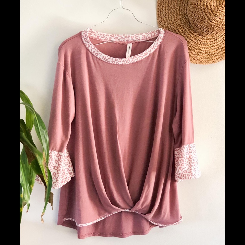 Soft Pink White Leopard Print Ruffle Sleeves Details 3/4 Length Sleeves Top